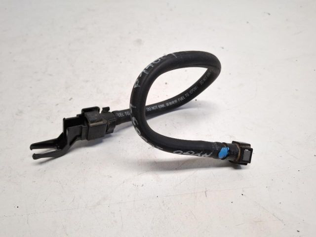 bontott TOYOTA AYGO Üzemanyagcső