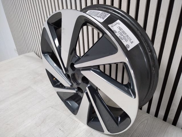 bontott TOYOTA AYGO X Alufelni (1 db)