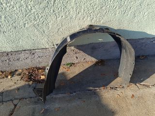 bontott TOYOTA AYGO X Bal első Első Dobbetét (Kerékjárati, Műanyag)