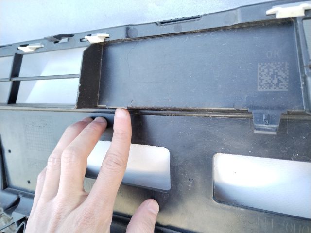 bontott TOYOTA AYGO X Első Lökhárító (Üresen)