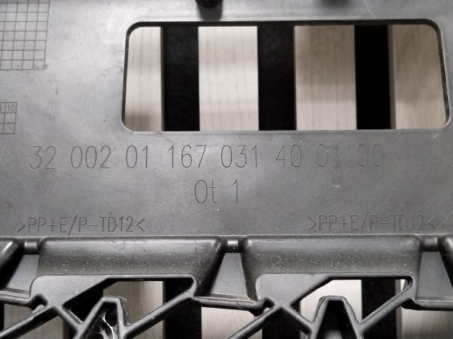 bontott TOYOTA AYGO X Első Lökhárító (Üresen)