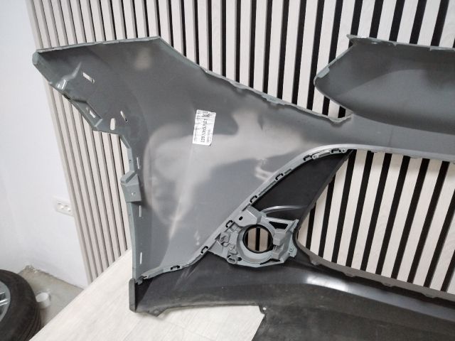 bontott TOYOTA AYGO X Első Lökhárító (Üresen)