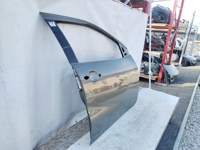 bontott TOYOTA AYGO X Jobb első Ajtó (Üres lemez)