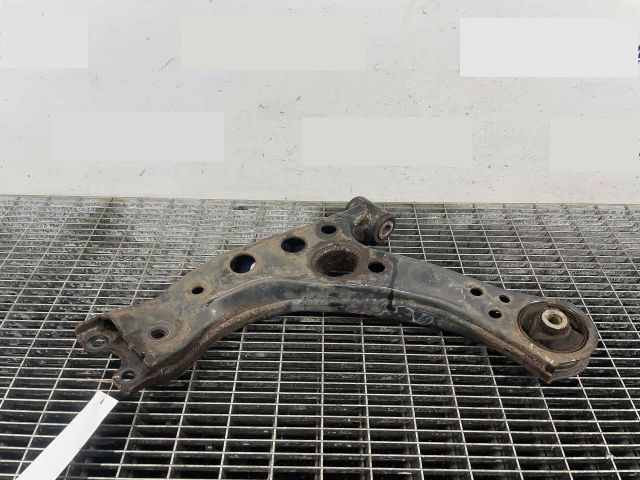 bontott TOYOTA C-HR Bal első Lengőkar