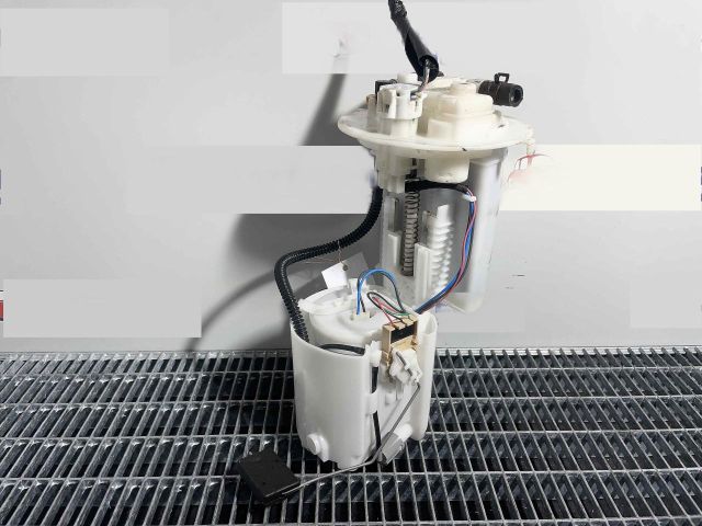 bontott TOYOTA C-HR Üzemanyag Szivattyú