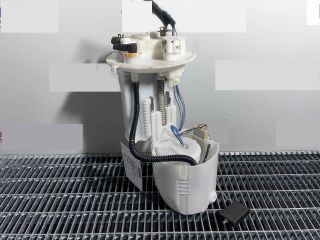 bontott TOYOTA C-HR Üzemanyag Szivattyú