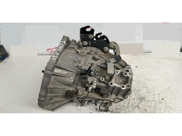 bontott TOYOTA C-HR Váltó (Mechanikus)