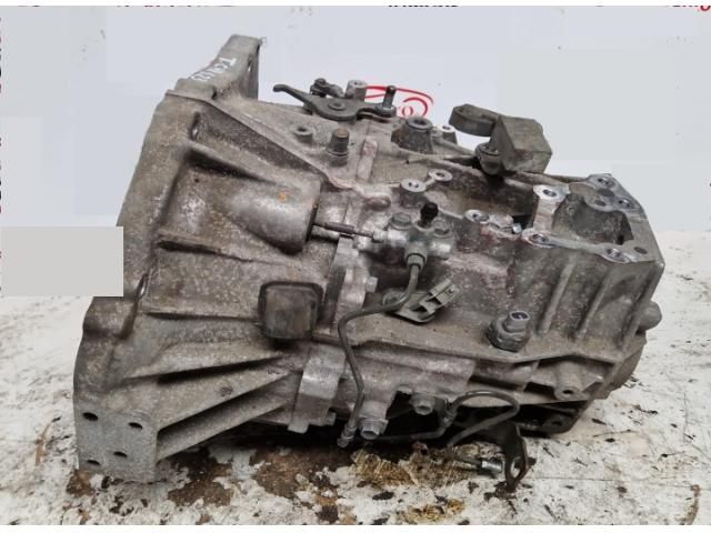 bontott TOYOTA C-HR Váltó (Mechanikus)