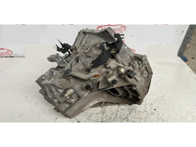 bontott TOYOTA C-HR Váltó (Mechanikus)