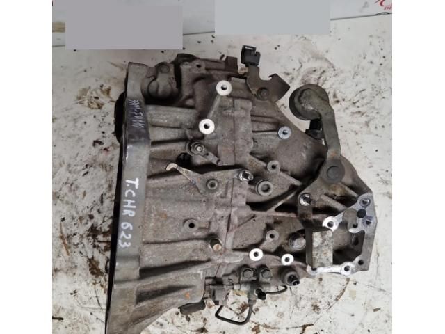 bontott TOYOTA C-HR Váltó (Mechanikus)