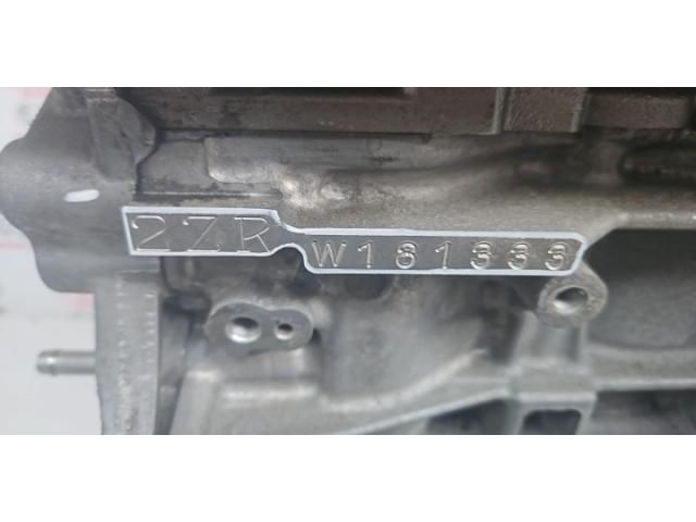 bontott TOYOTA C-HR Motor (Fűzött blokk hengerfejjel)