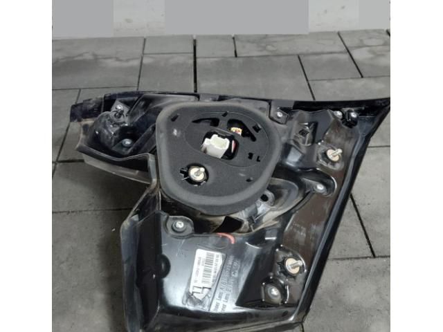 bontott TOYOTA C-HR Bal Belső Hátsó Lámpa