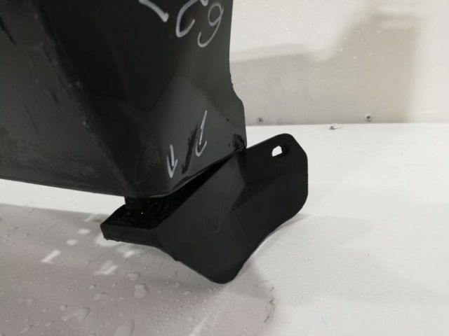 bontott TOYOTA C-HR Bal első Küszöb Díszléc