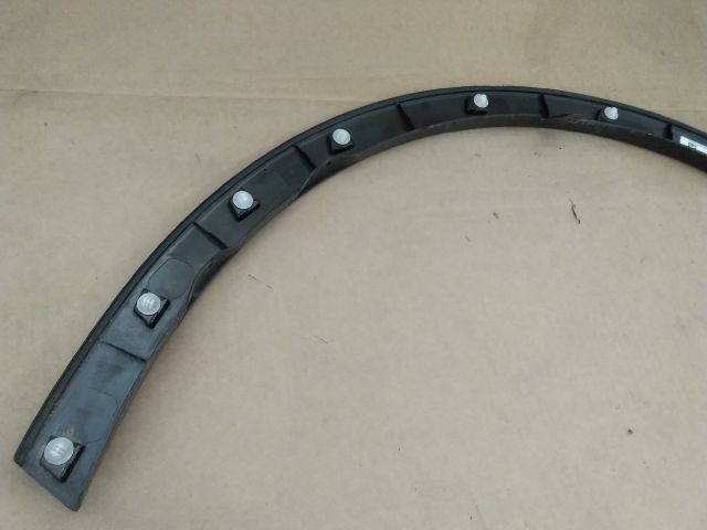 bontott TOYOTA C-HR Bal első Sárvédő Díszléc