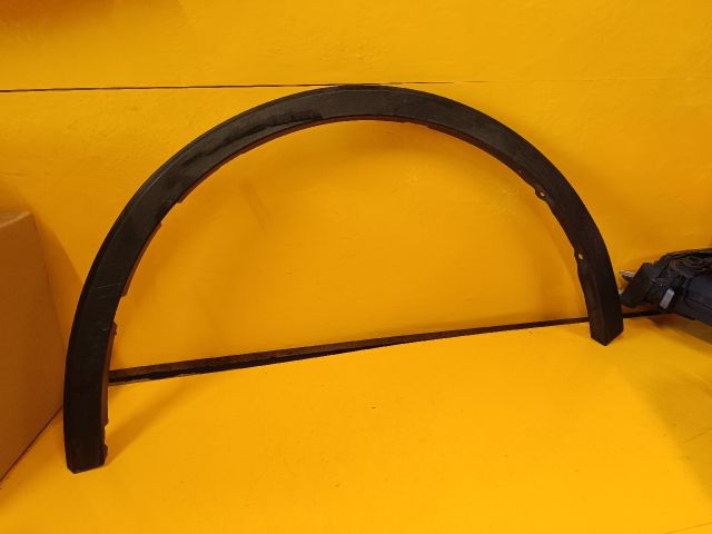 bontott TOYOTA C-HR Bal első Sárvédő Díszléc