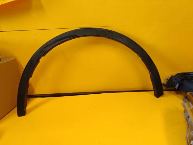 bontott TOYOTA C-HR Bal első Sárvédő Díszléc