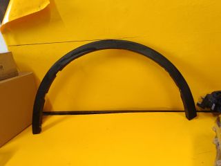 bontott TOYOTA C-HR Bal első Sárvédő Díszléc