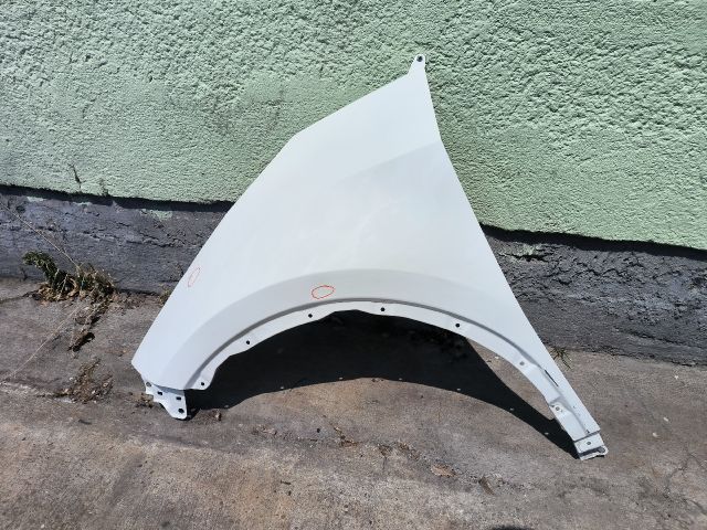 bontott TOYOTA C-HR Bal első Sárvédő