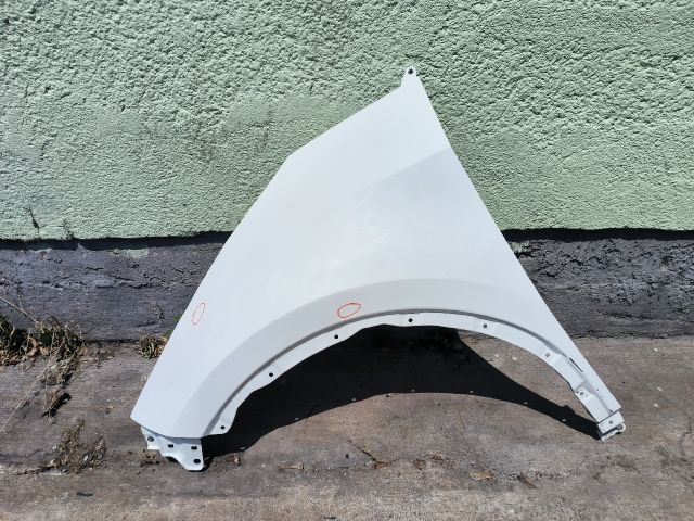 bontott TOYOTA C-HR Bal első Sárvédő