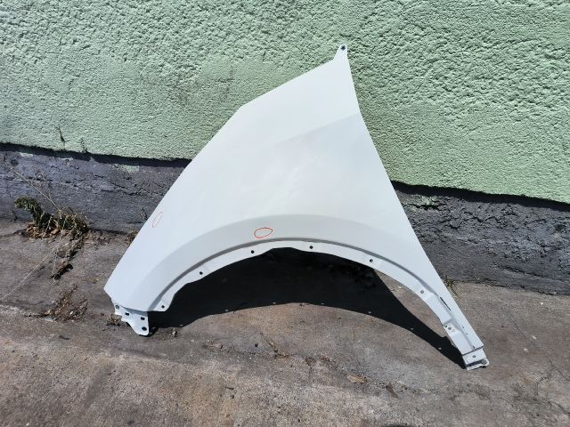 bontott TOYOTA C-HR Bal első Sárvédő