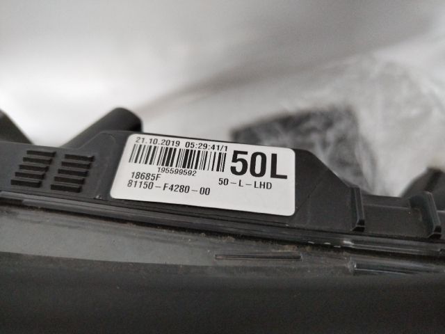 bontott TOYOTA C-HR Bal Fényszóró