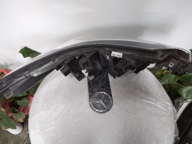 bontott TOYOTA C-HR Bal Fényszóró