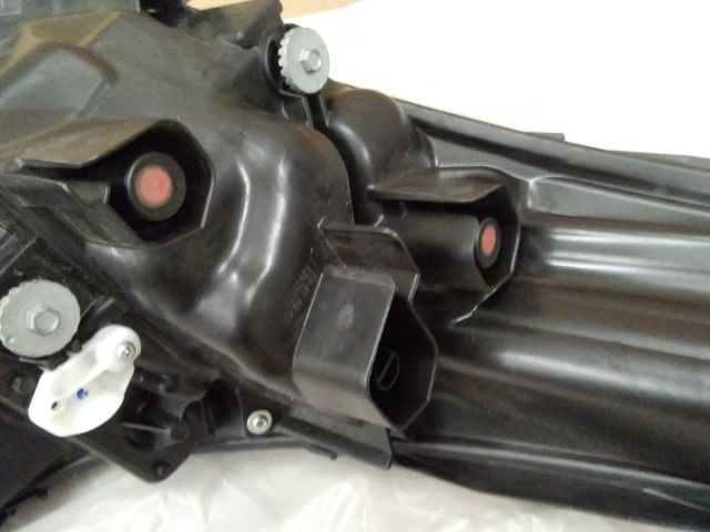 bontott TOYOTA C-HR Bal Fényszóró