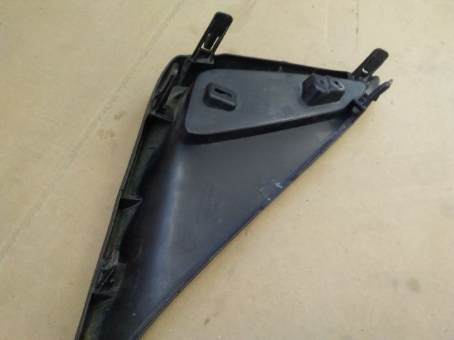 bontott TOYOTA C-HR Bal hátsó Lökhárító Díszléc