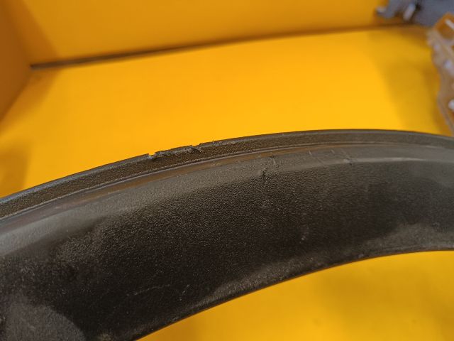 bontott TOYOTA C-HR Bal hátsó Sárvédő Díszléc