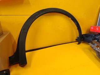 bontott TOYOTA C-HR Bal hátsó Sárvédő Díszléc