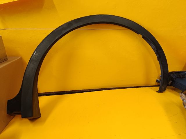 bontott TOYOTA C-HR Bal hátsó Sárvédő Díszléc