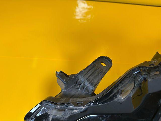 bontott TOYOTA C-HR Bal Ledes Fényszóró