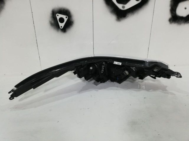 bontott TOYOTA C-HR Bal Ledes Fényszóró