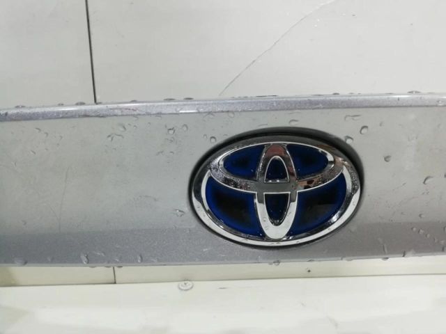 bontott TOYOTA C-HR Csomagtérajtó Díszléc