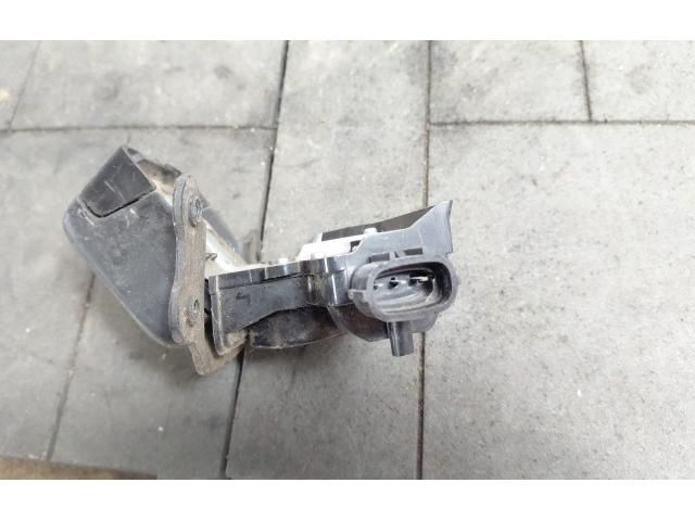 bontott TOYOTA C-HR Csomagtérajtó Zárszerkezet