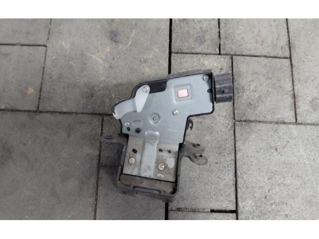 bontott TOYOTA C-HR Csomagtérajtó Zárszerkezet