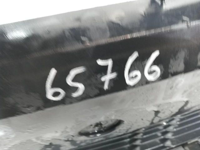 bontott TOYOTA C-HR Első Lökhárító Alsó Középső Díszrács