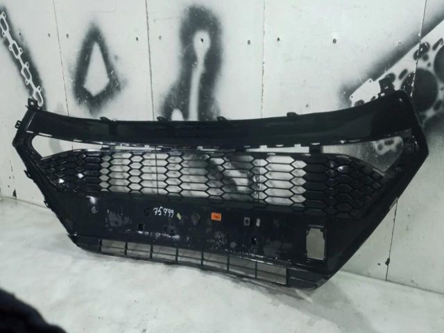 bontott TOYOTA C-HR Első Lökhárító Alsó Középső Díszrács