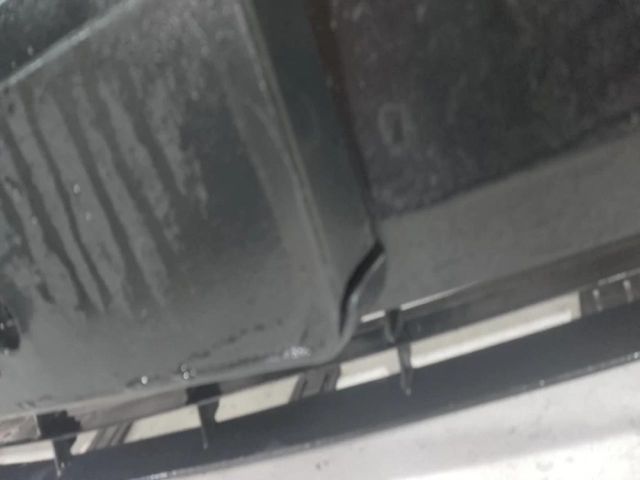 bontott TOYOTA C-HR Első Lökhárító Alsó Középső Díszrács