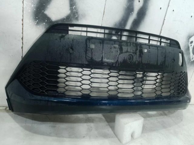 bontott TOYOTA C-HR Első Lökhárító Alsó Középső Díszrács