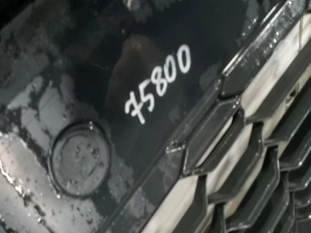 bontott TOYOTA C-HR Első Lökhárító Alsó Középső Díszrács