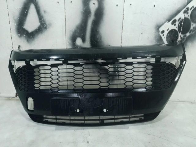 bontott TOYOTA C-HR Első Lökhárító Alsó Középső Díszrács