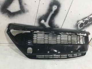 bontott TOYOTA C-HR Első Lökhárító Alsó Középső Díszrács