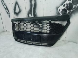 bontott TOYOTA C-HR Első Lökhárító Alsó Középső Díszrács