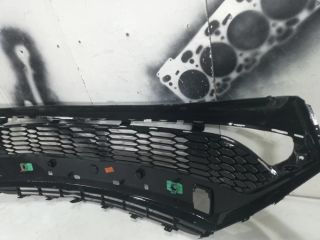 bontott TOYOTA C-HR Első Lökhárító Alsó Középső Díszrács