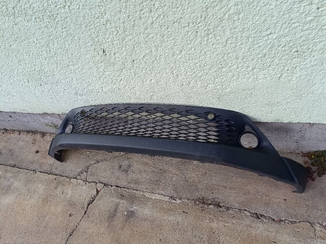 bontott TOYOTA C-HR Első Lökhárító Alsó (Műanyag)