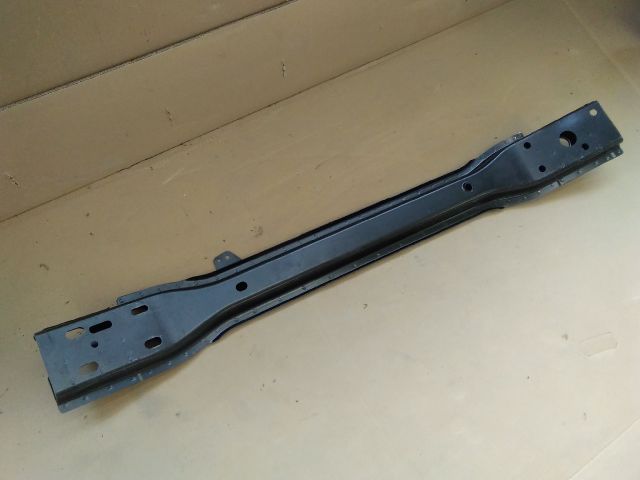 bontott TOYOTA C-HR Első Lökhárító Merevítő (Fém)