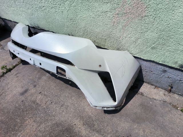 bontott TOYOTA C-HR Első Lökhárító (Részeivel)