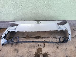 bontott TOYOTA C-HR Első Lökhárító (Részeivel)