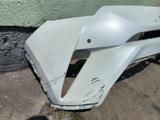 bontott TOYOTA C-HR Első Lökhárító (Részeivel)